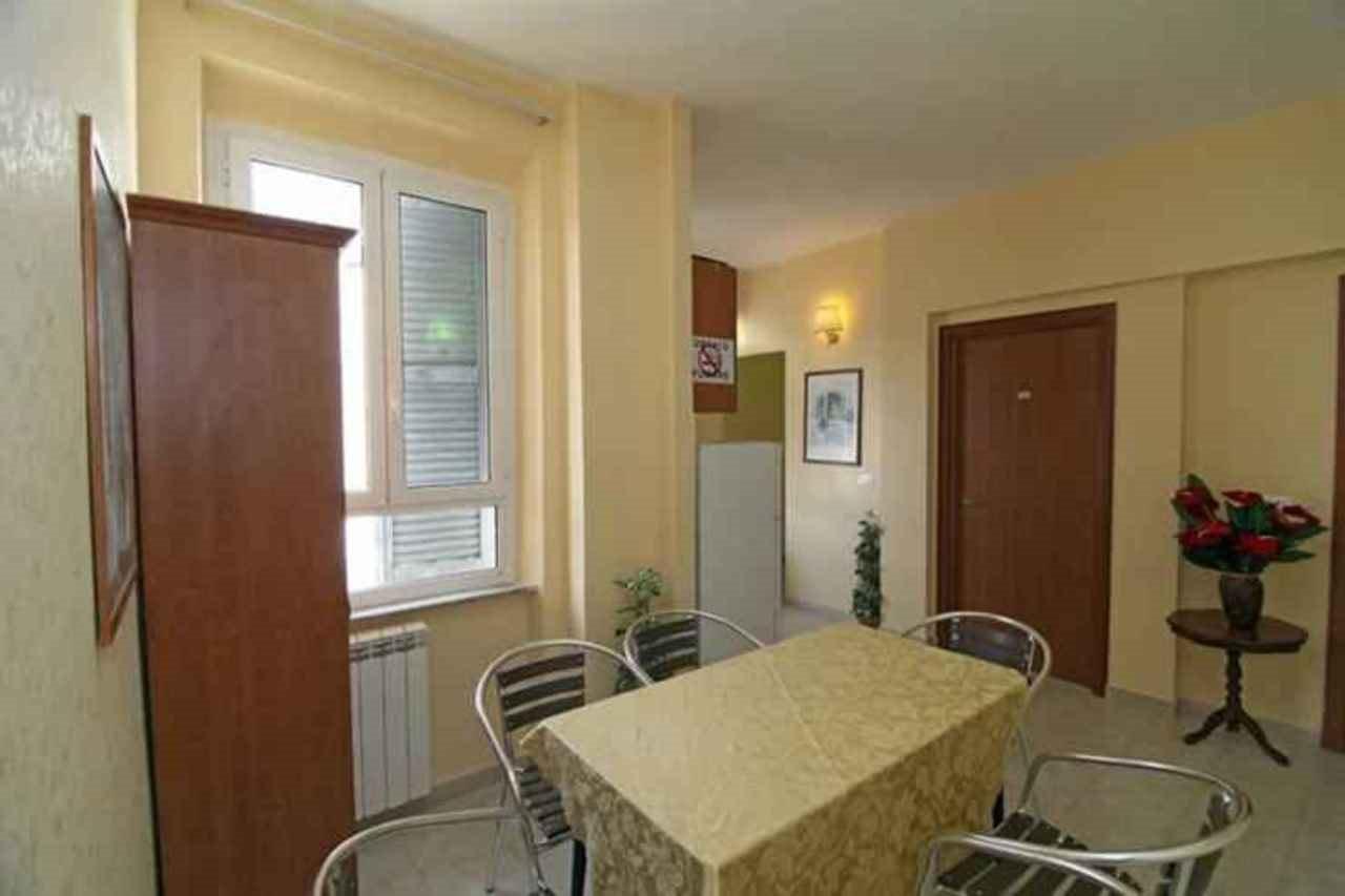 Stella Elsa Hotel Рим Екстериор снимка