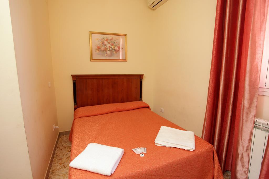 Stella Elsa Hotel Рим Екстериор снимка